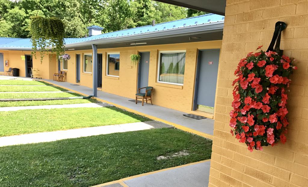 Greystone Motel Hillsboro Екстериор снимка
