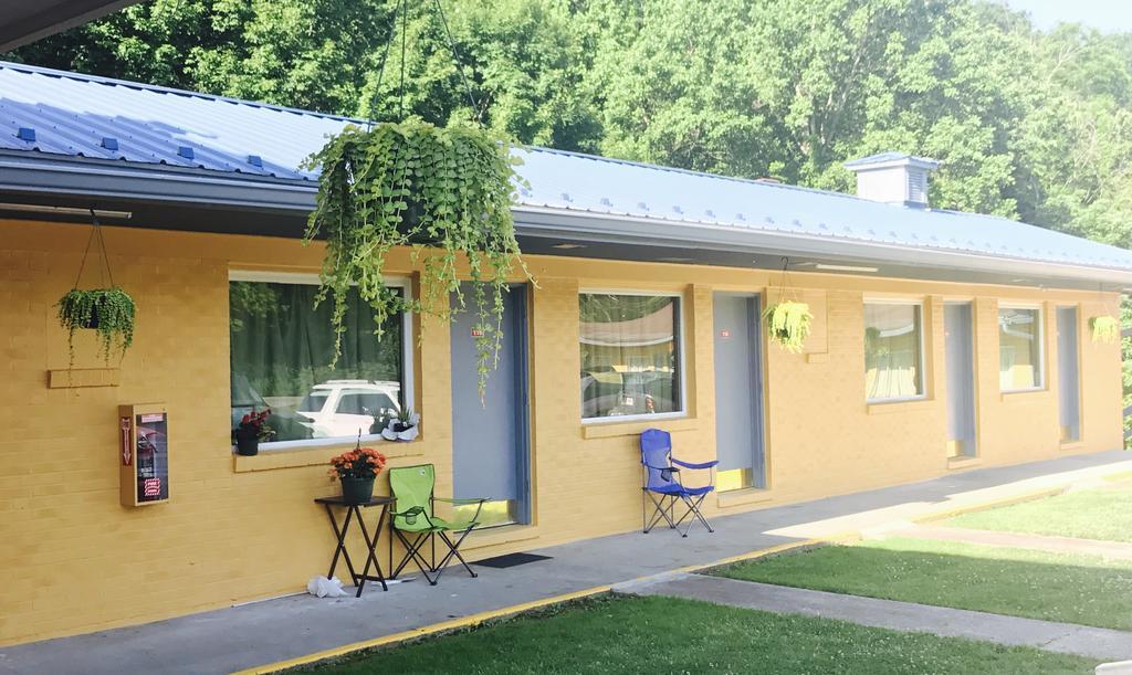 Greystone Motel Hillsboro Екстериор снимка